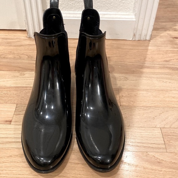 Sam Edelman Black Chelsea Rain Booties - Picture 4 of 9